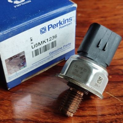 U5MK1236238-0118 أجزاء محرك بيركنز C4.2 C6.4 مستشعر ضغط الوقود